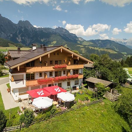 Hotel Gasthof Erbhof Anderlhof Леоганг Екстериор снимка