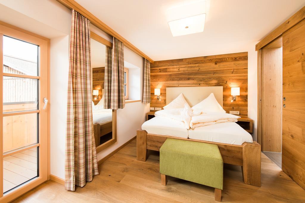Hotel Gasthof Erbhof Anderlhof Леоганг Екстериор снимка